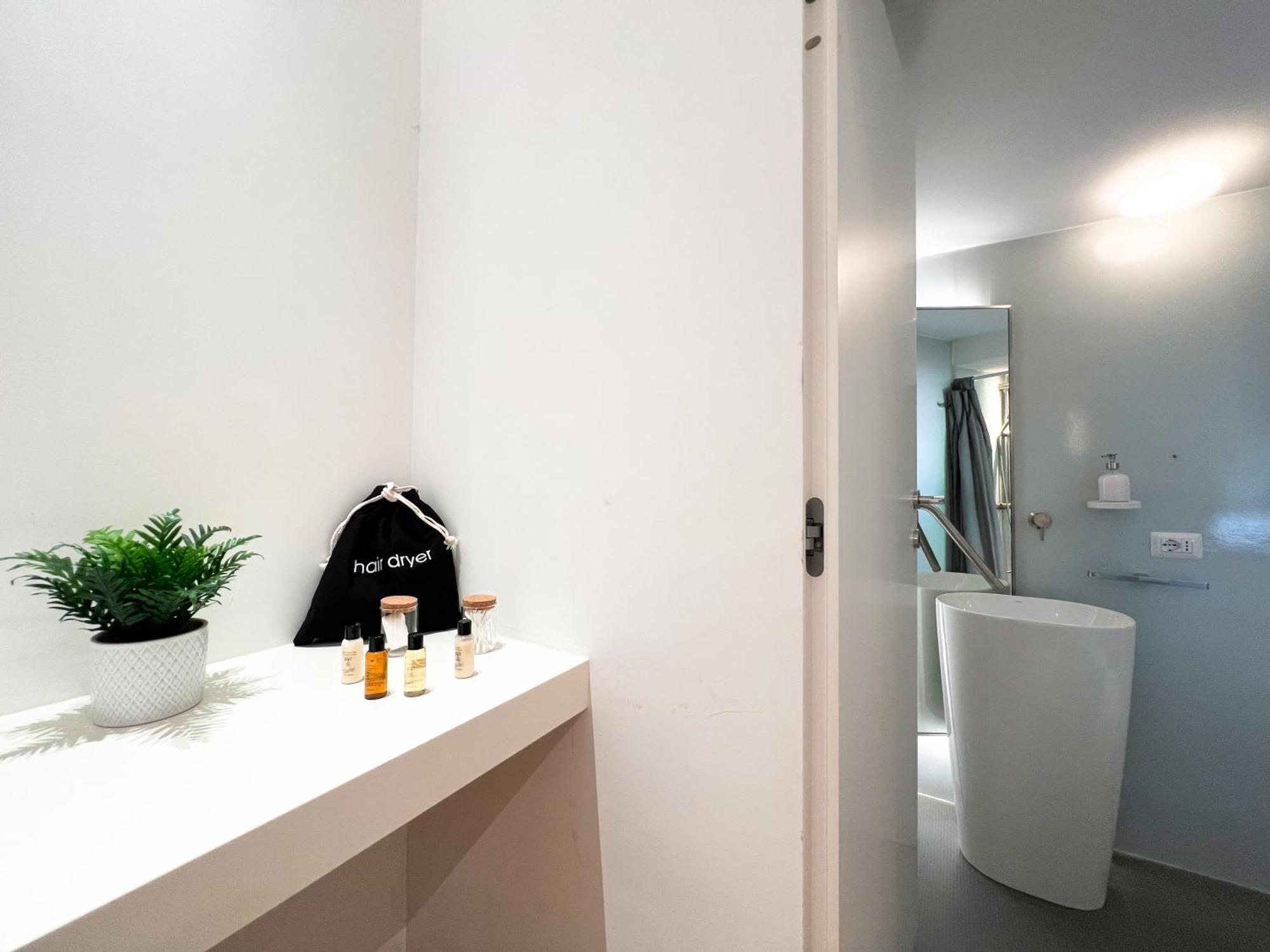 Apartamento Luxury House & Secret Garden - Strategic Location, 100M To Metro B Roma Exterior foto